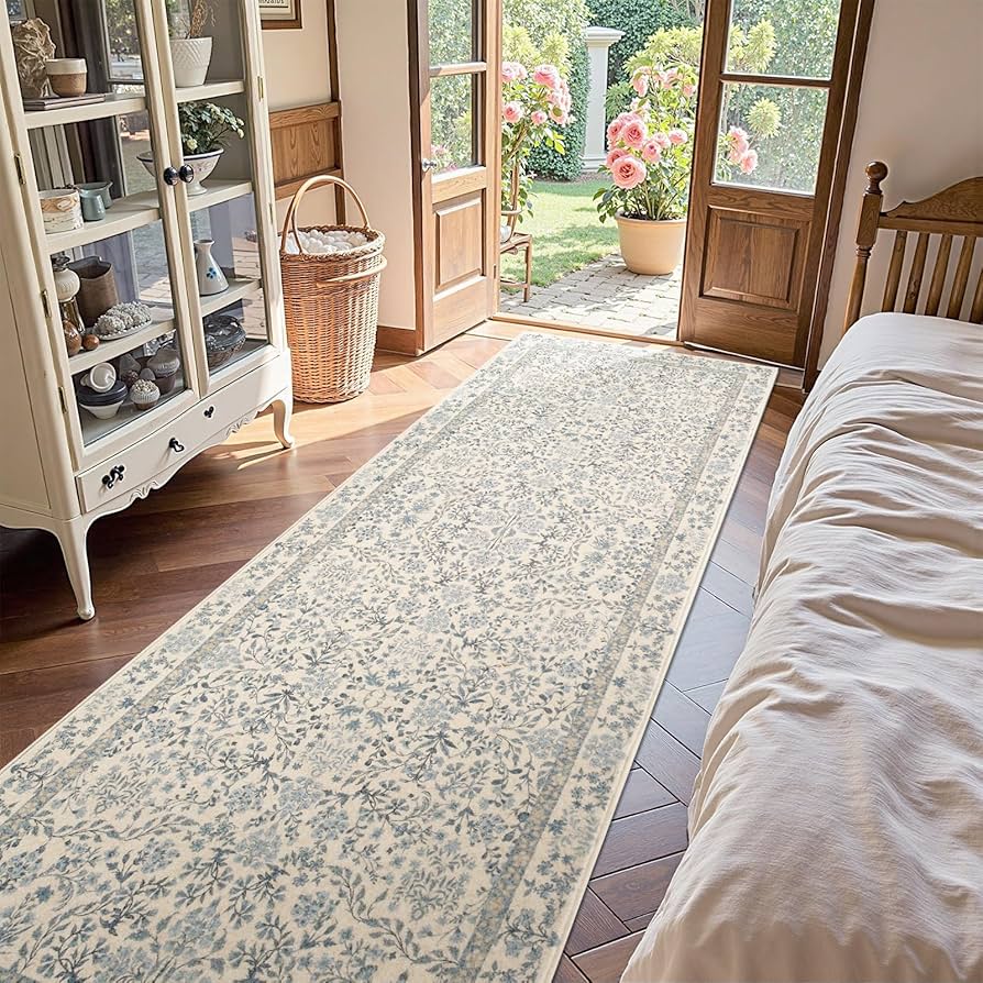Vintage Floral Washable Runner Rug - Non-Slip & Machine Washable